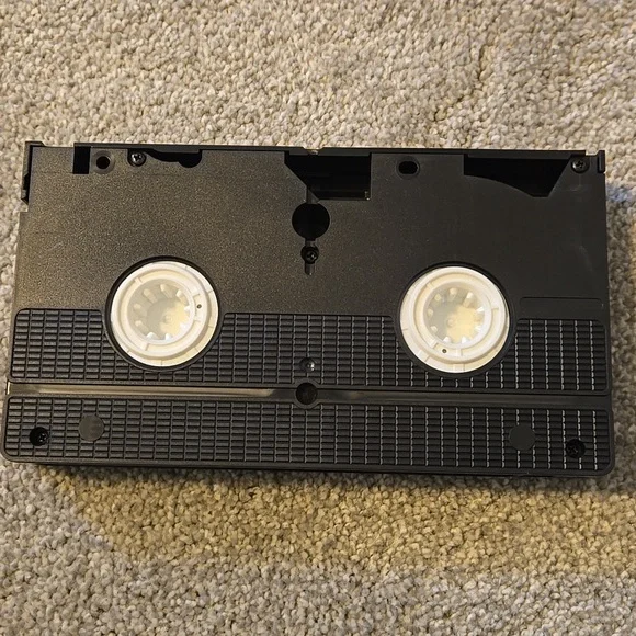 Walt Disnev's Aladdin VHS Tape RARE Black Diamond Classic #1662 - Picture 11 of 12